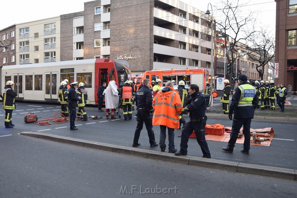 VU PKW Strab Koeln Mitte Pipinenstr Hohestr P043.JPG - Miklos Laubert